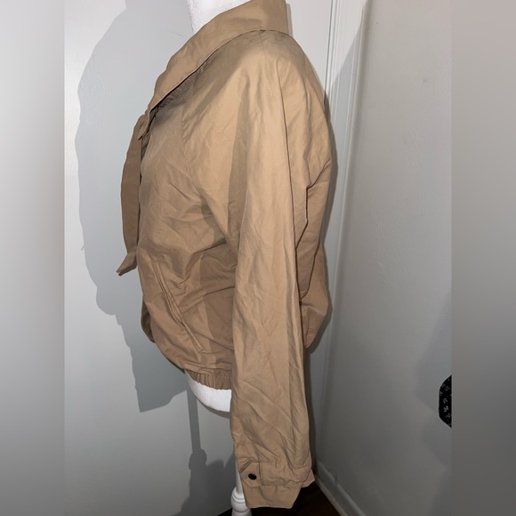 GAP Bomber Style Light-Weight Jacket. Size XS - Picture 2 of 6